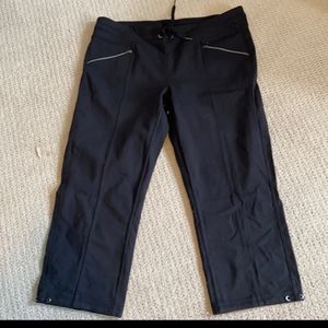 *SOLD* Athleta Moto Crops
